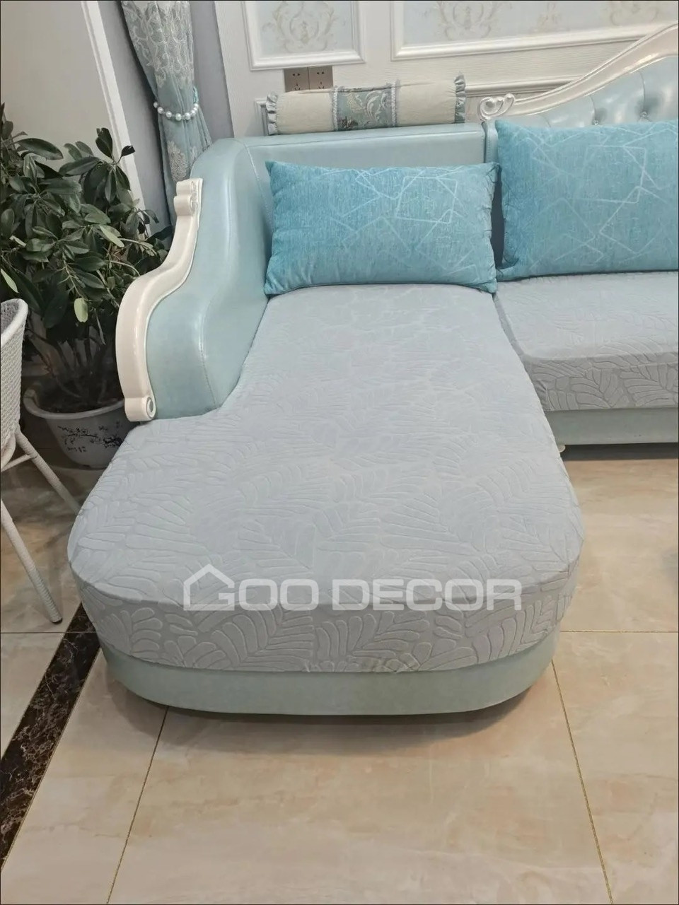 Bọc đệm ghế sofa màu xám trắng vải nhung họa tiết lá - Góc 3
